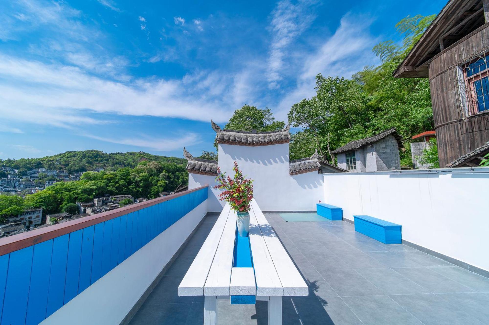 Phoenix Best River View B&B Fenghuang Eksteriør billede